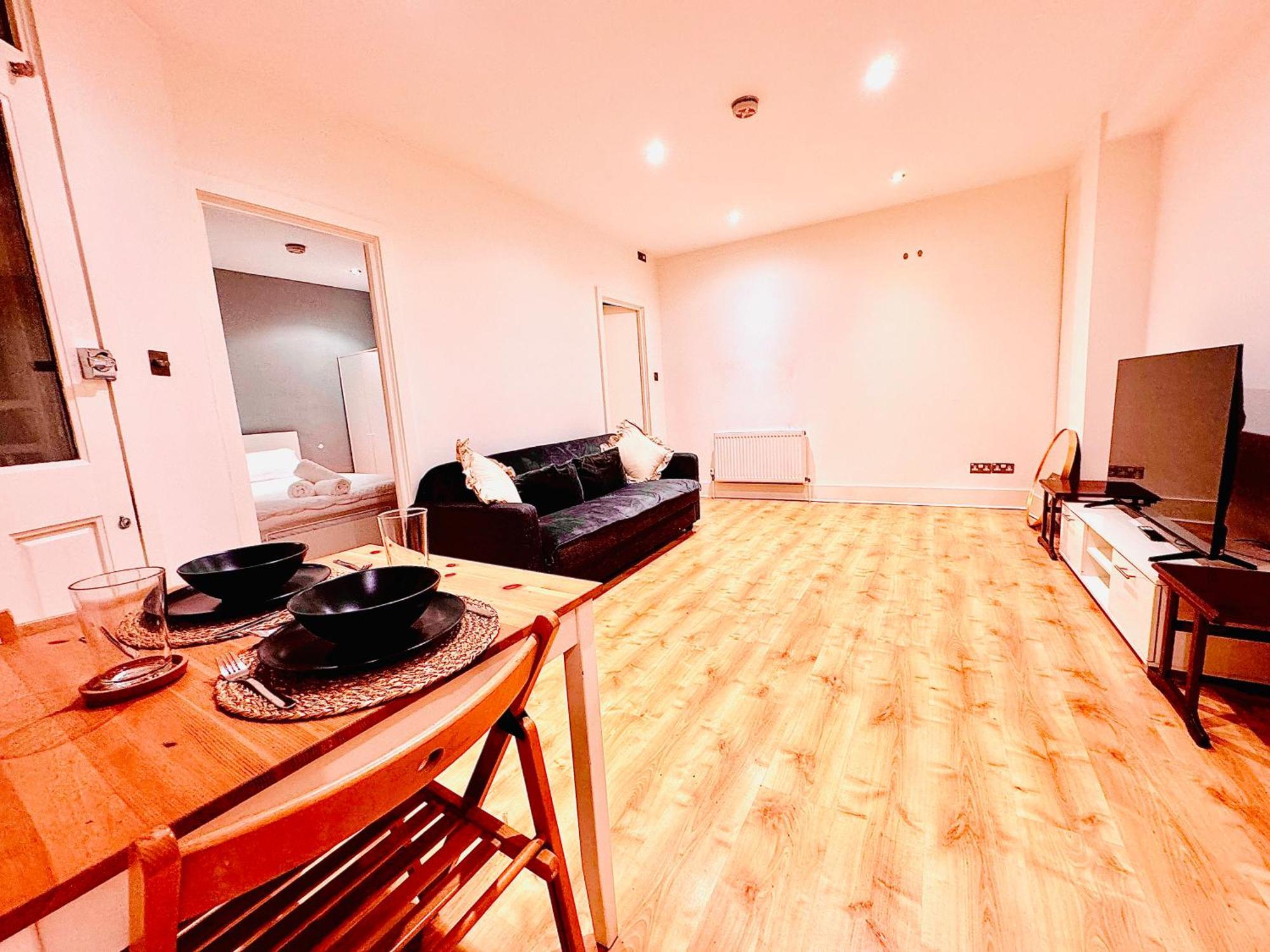 Appartamento Luxxe Apartments, Kensington & Chelsea, Prime Location, With Many Stations, Westfield Shopping Centre Mins Away Walk *